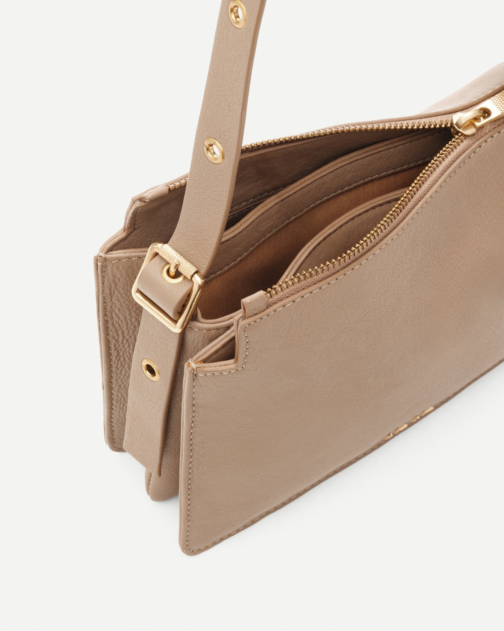 db783bd1b9624cd3bbea2a7f2066009f_TAUPE_BIBP9CM05_18_259