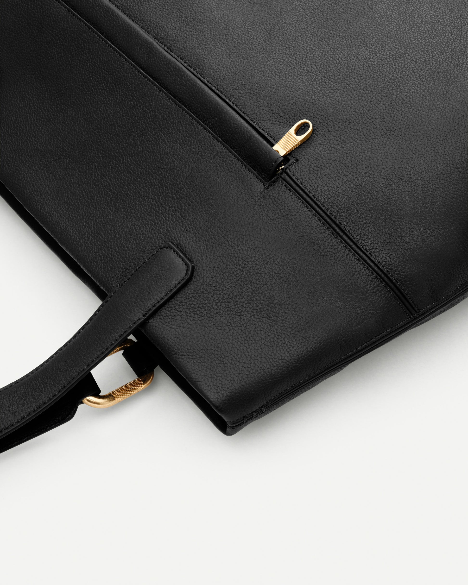 f64995525916e1291ea37f9b68a60166_NERO_BIBP9E501_8_001