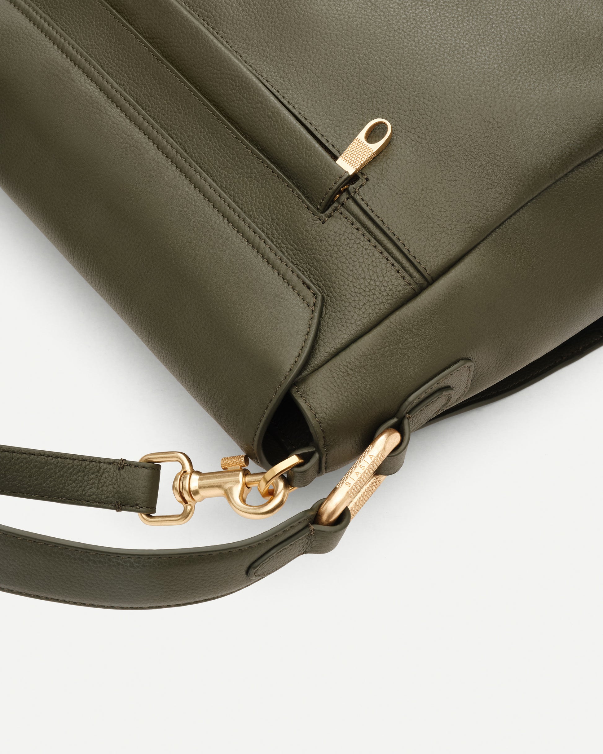 62bd6e77a03700eafafde8173f12a4d5_MUSCHIO_BIBP9E503_10_287