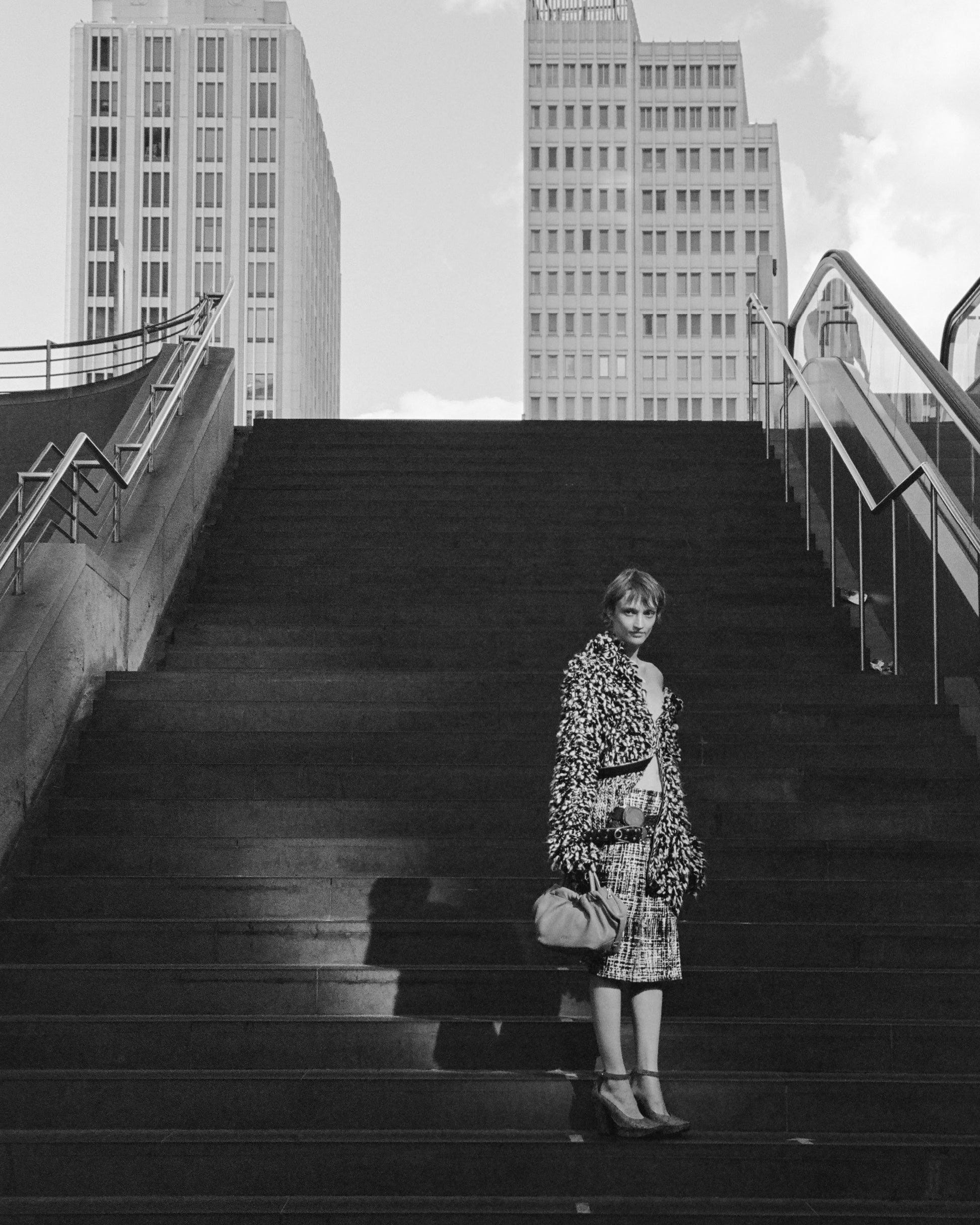 f64995525916e1291ea37f9b68a60166_NERO_BIBP9E702_11_001