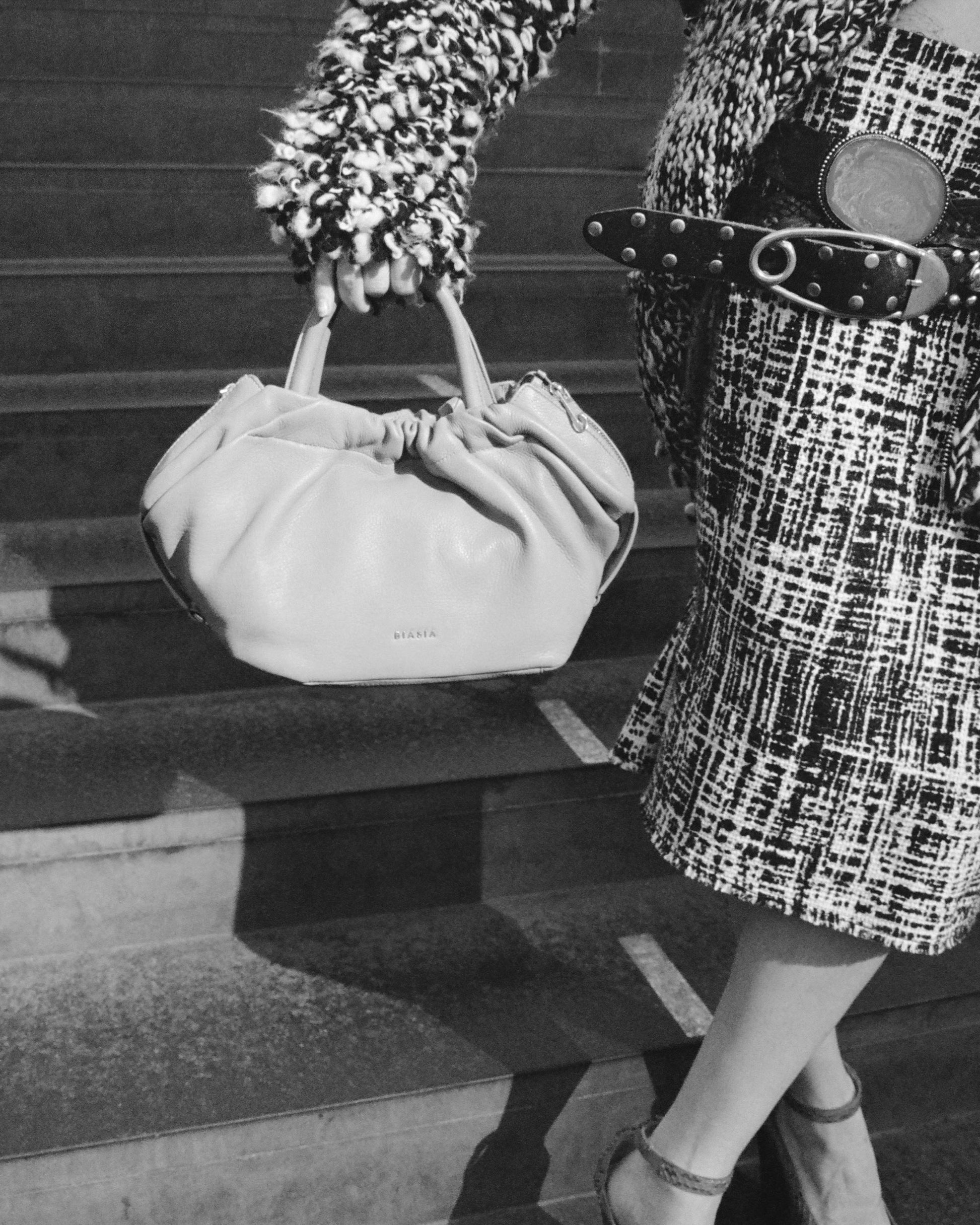 db783bd1b9624cd3bbea2a7f2066009f_TAUPE_BIBP9E702_16_259