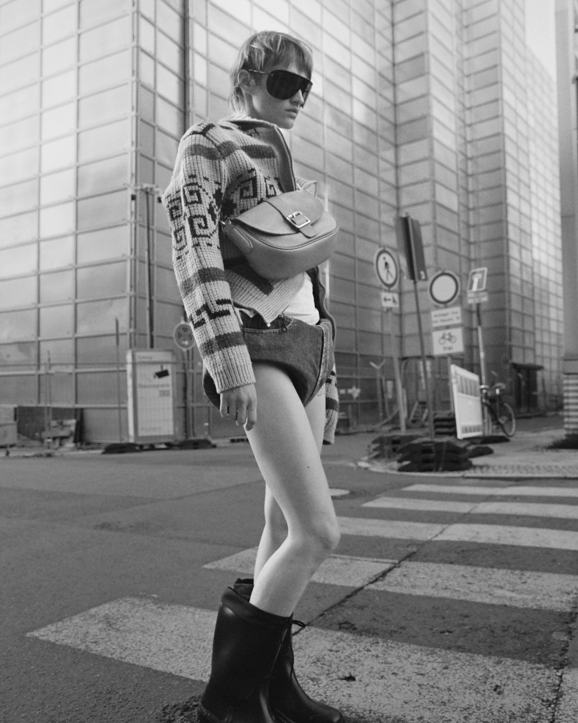 f64995525916e1291ea37f9b68a60166_NERO_BIBP9EC05_7_001