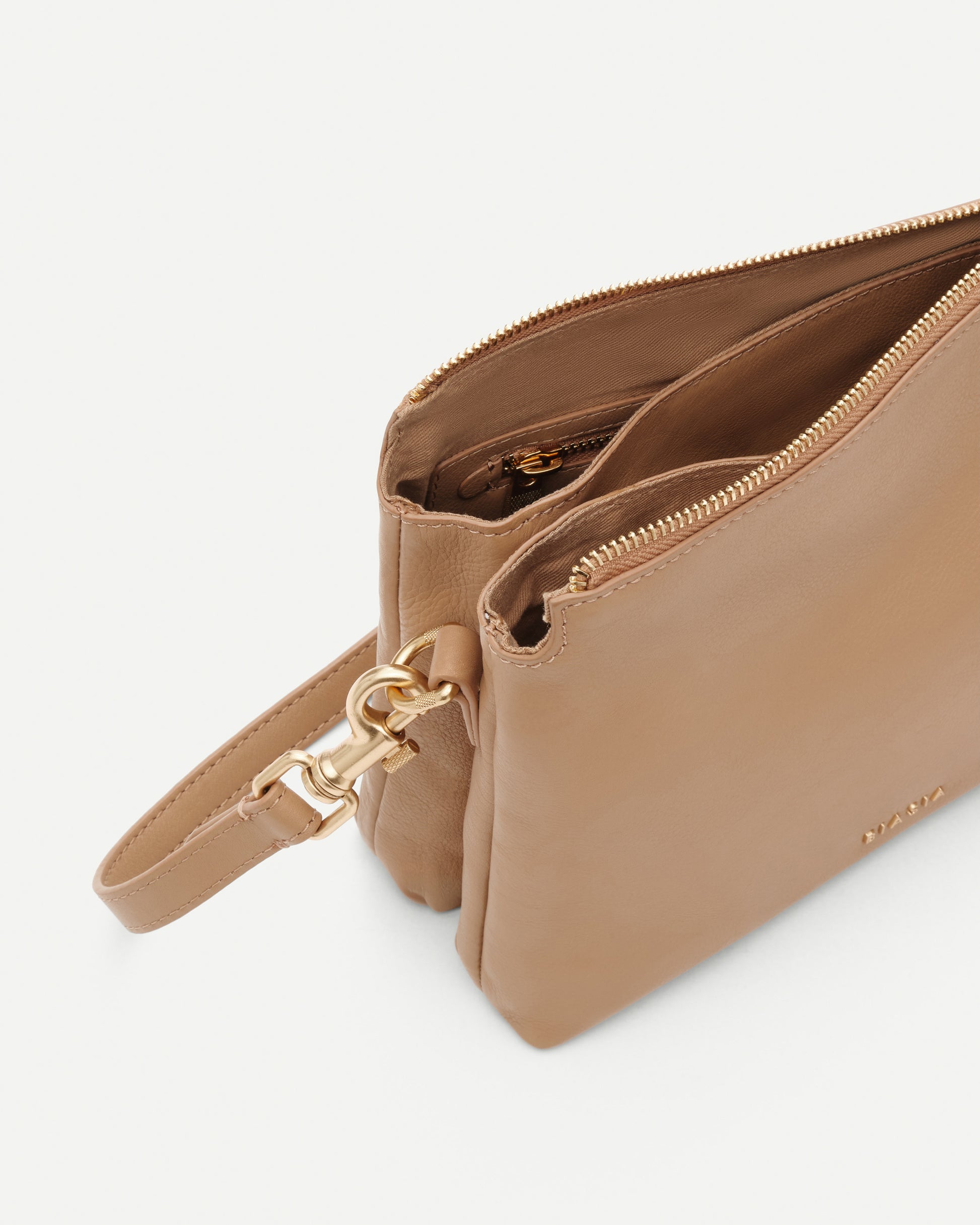 2a52ba6e26e550c59e15affa051e478b_CAMEL_BIBP9ED04_10_004