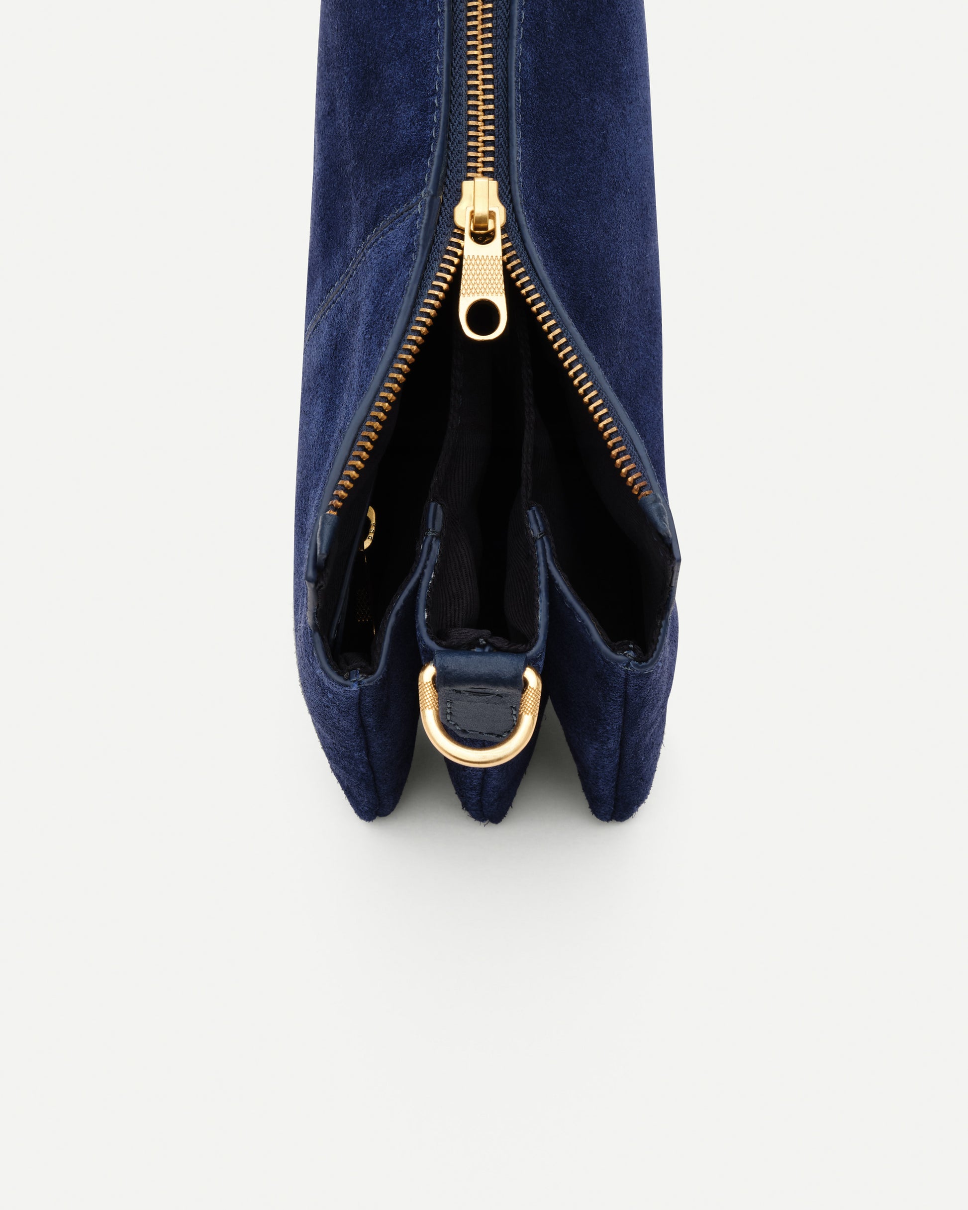 8614c9477a5d86f42a1da6b19d625392_BLU_BIBP9F801C_11_002