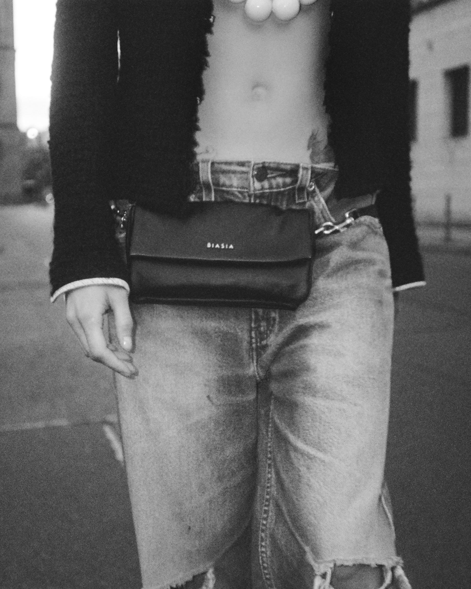 f64995525916e1291ea37f9b68a60166_NERO_BIBP9F901_14_001