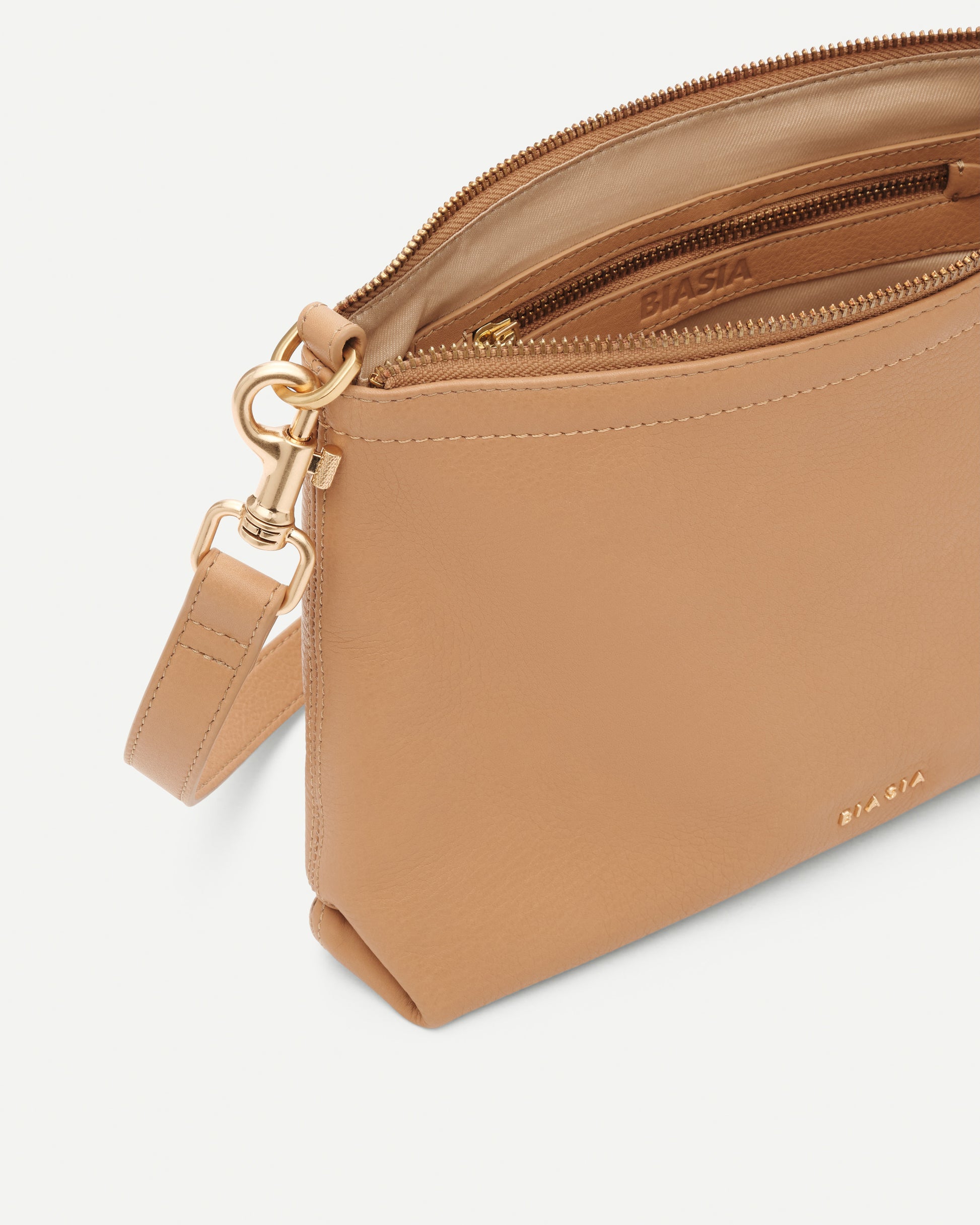 2a52ba6e26e550c59e15affa051e478b_CAMEL_BIBP9FA01_26_004