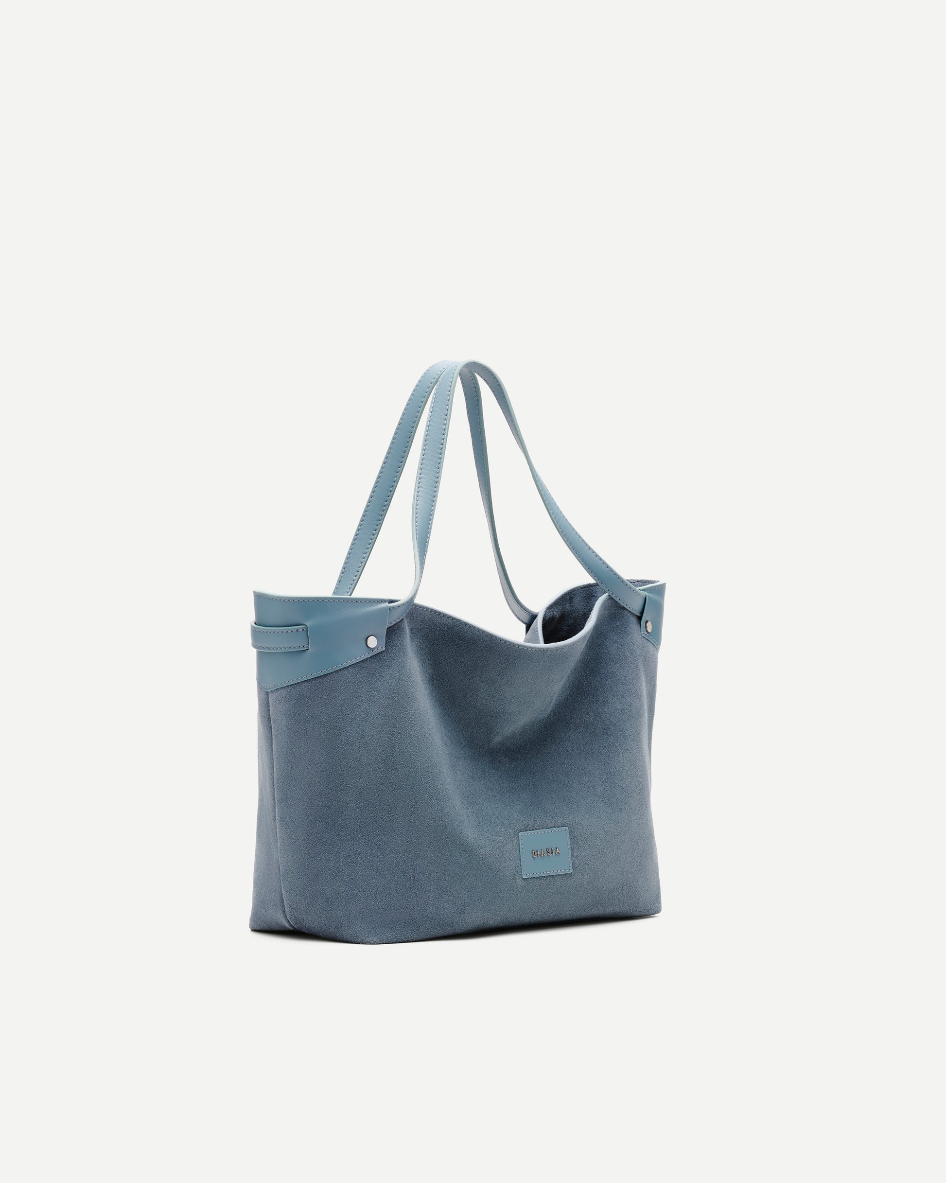 0e23c45d02ee7a4cb057324658e383a7_DENIM_BIBP9SZ01_11_C09