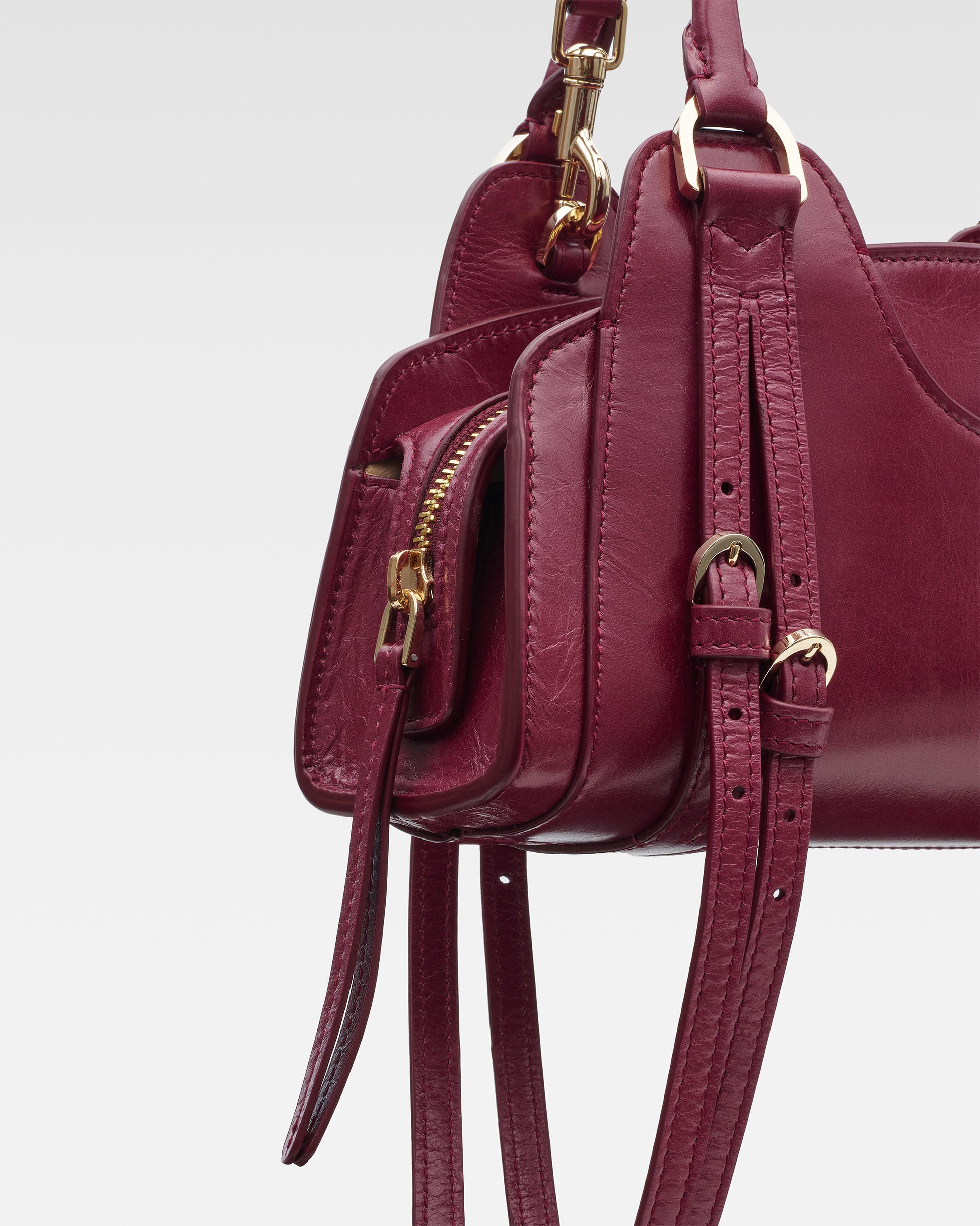 e720001666d5a34941a226d14c1161fa_OMBRA_SHINE_FBBP9JA03A_14_238