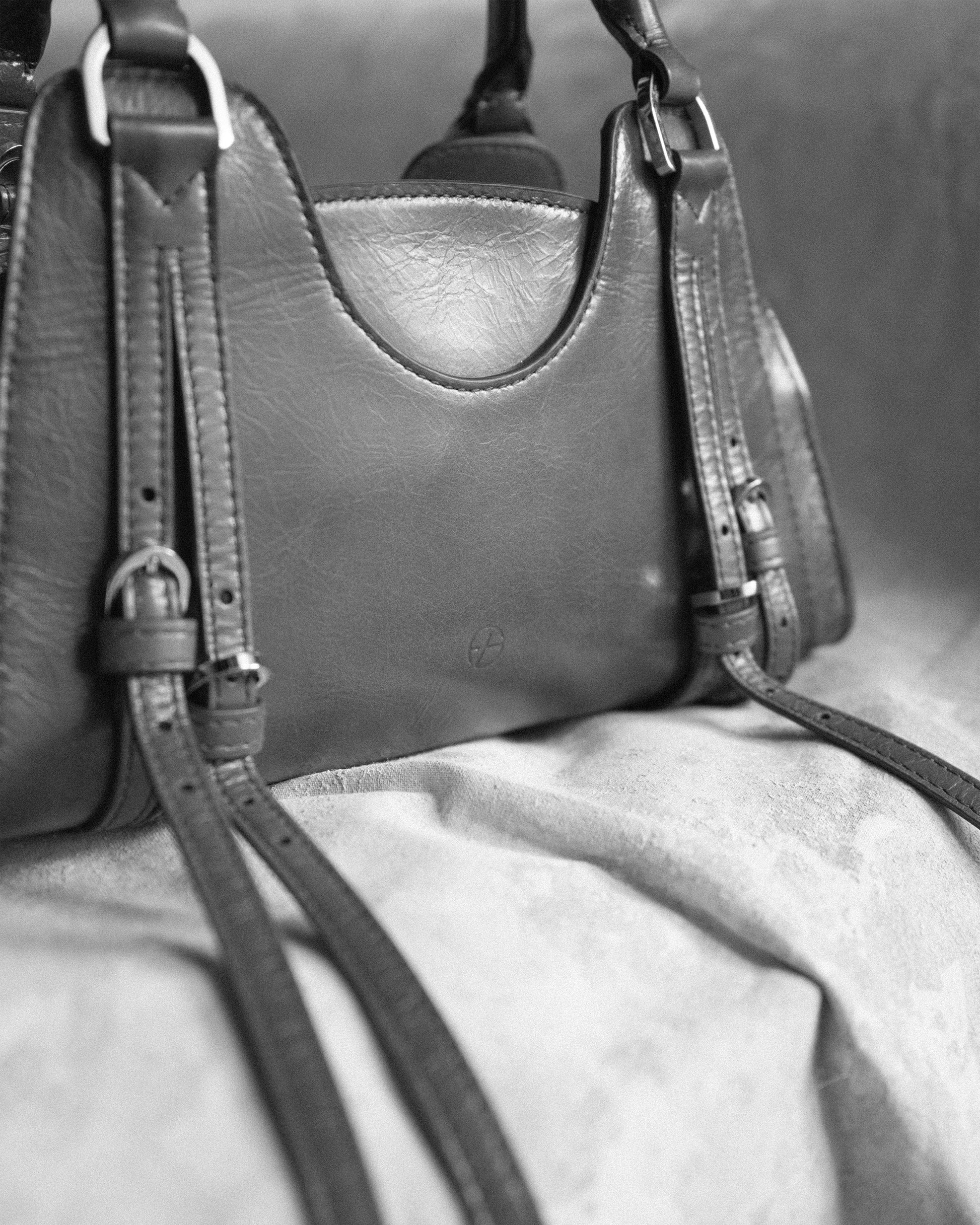 5fd264ddbcf8fde1a7972e29d66dc7b9_TOBACCO_SHINE_FBBP9JA03A_7_236