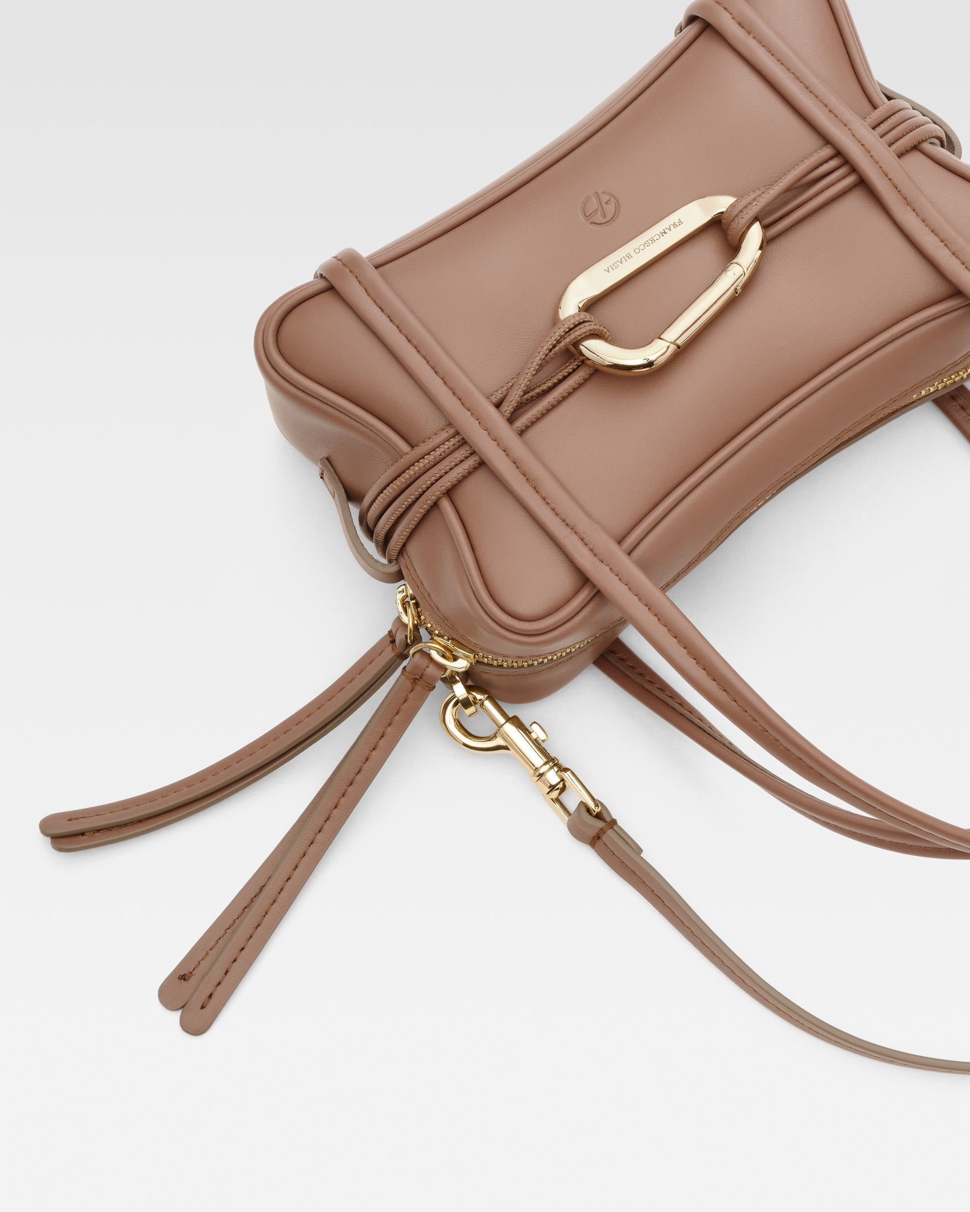 a6d4862900ca4b39c988bdaac09f9cb4_MOUSSE_FBBP9JC03I_15_358