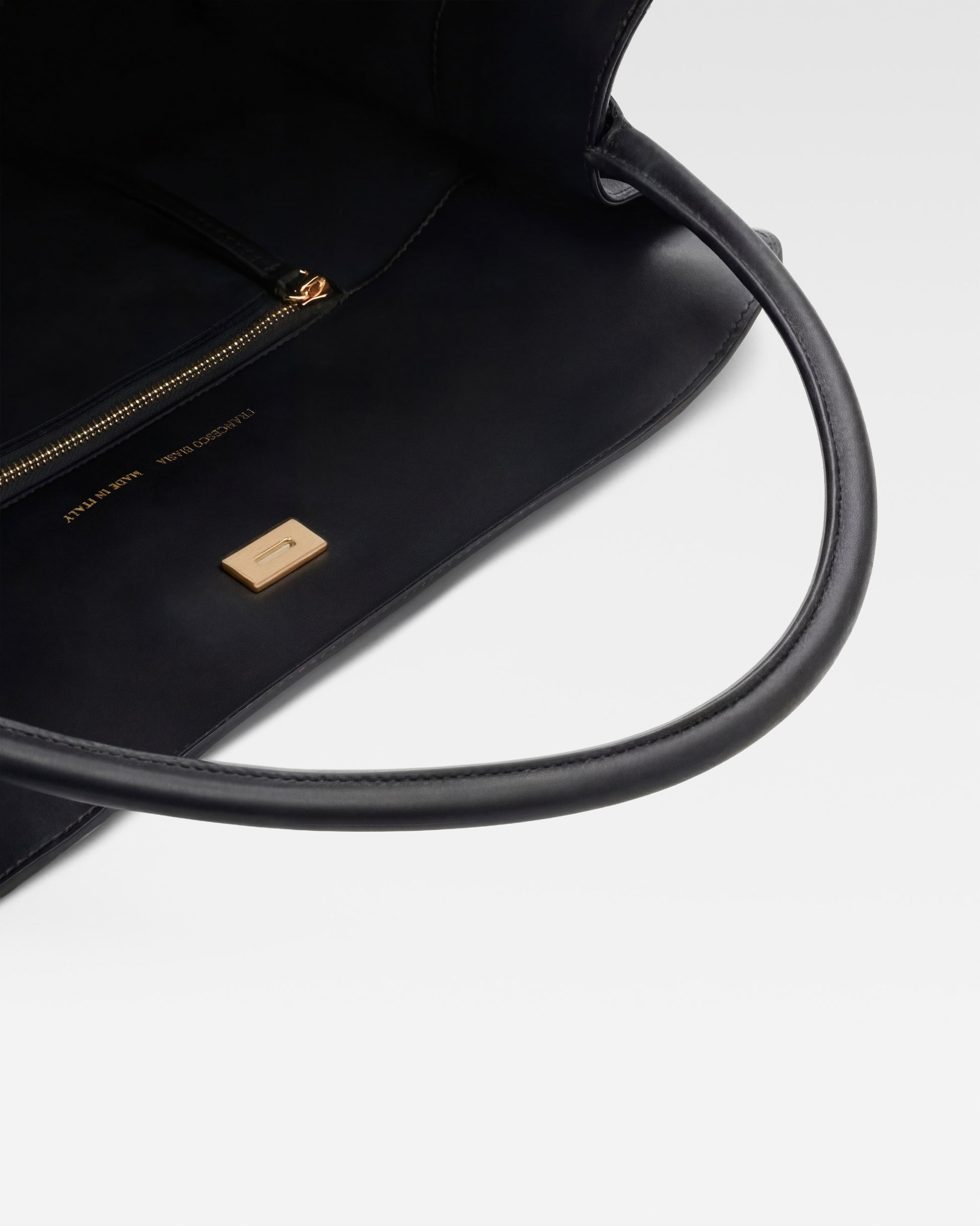 d43ad1ef919ae5b4e57db925ec9cdf9b_ONYX_FBBP9JD01I_3_209