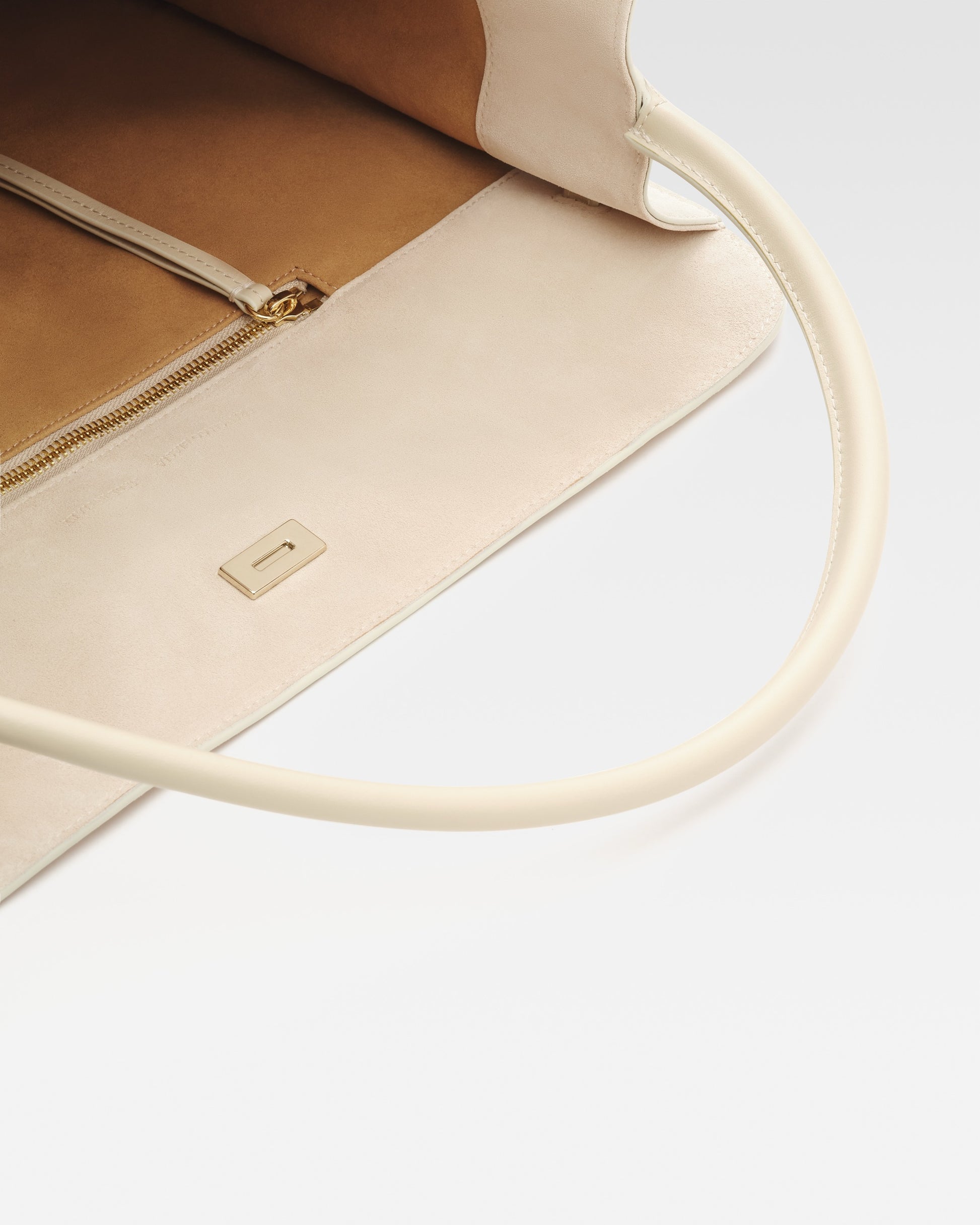 f7b8c2c55767fc86267c37556aa9966f_CASHMERE_FBBP9JD01VCA_3_203