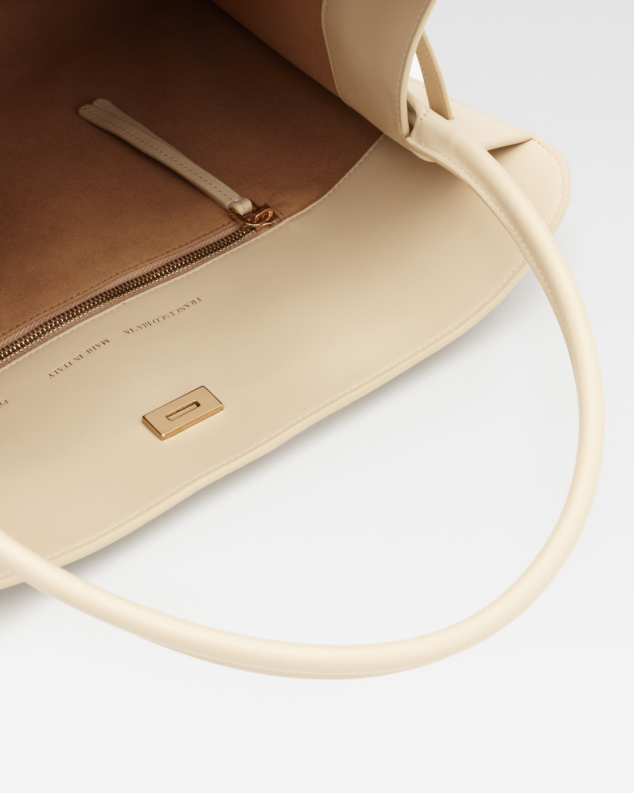 ICONIC NON-STOP – Francesco Biasia