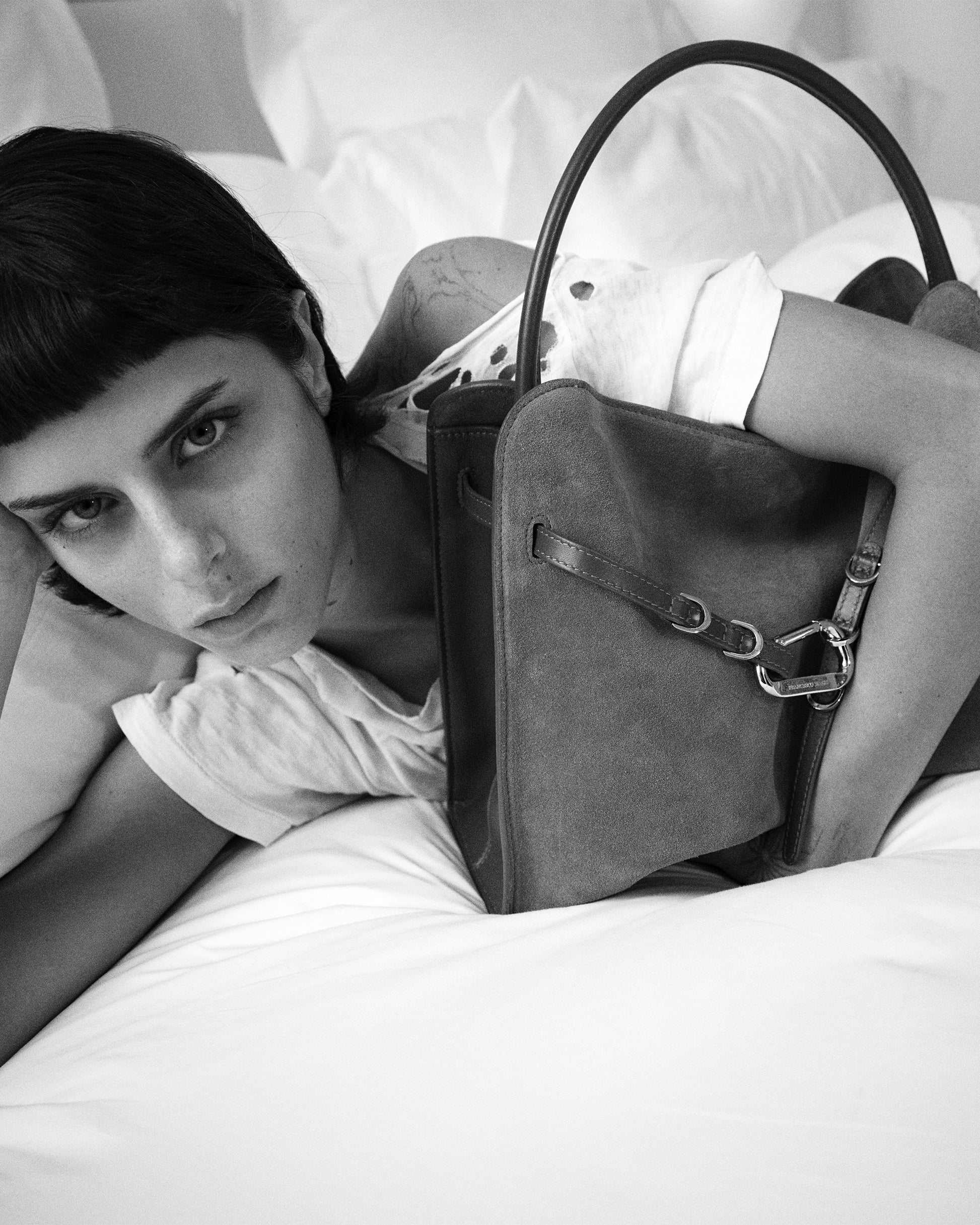 431f4227bad47f95d986a5d383cd818a_SACHER_SUEDE_FBBP9JE02C_14_243