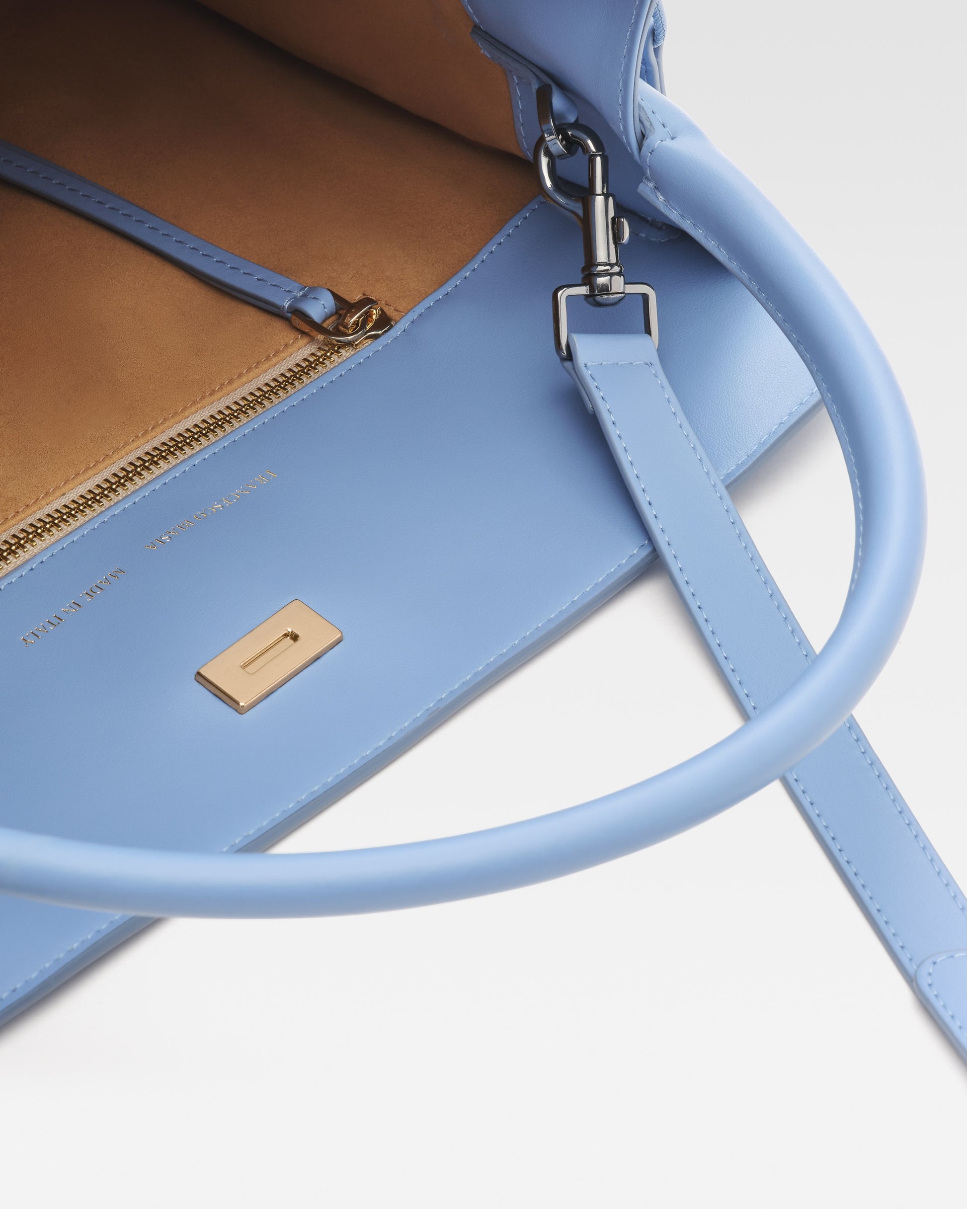 35b0bc5f077b2f6c05c9a761fcf8afd9_TOY_BLUE_FBBP9JE02I_7_346