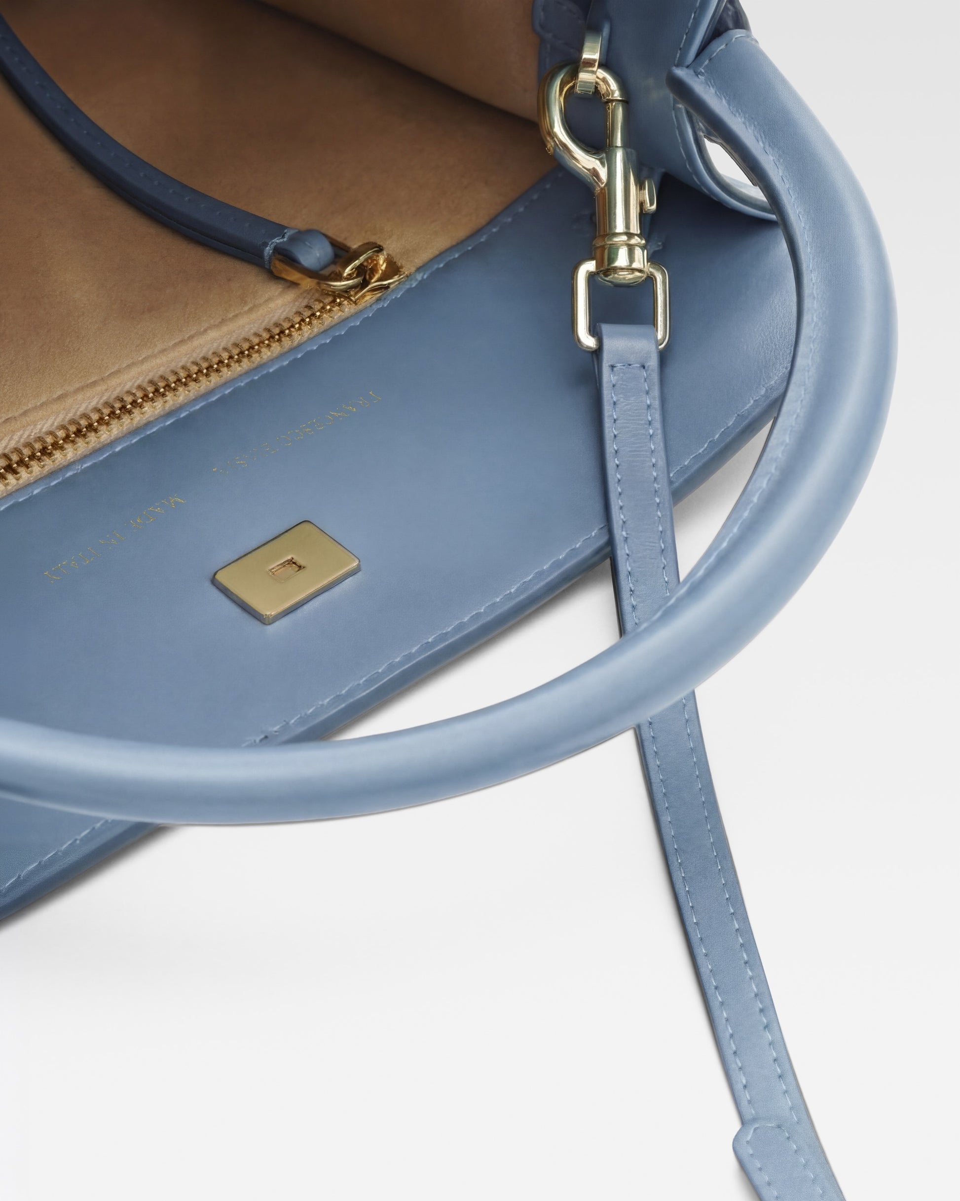 35b0bc5f077b2f6c05c9a761fcf8afd9_TOY_BLUE_FBBP9JF03I_3_346