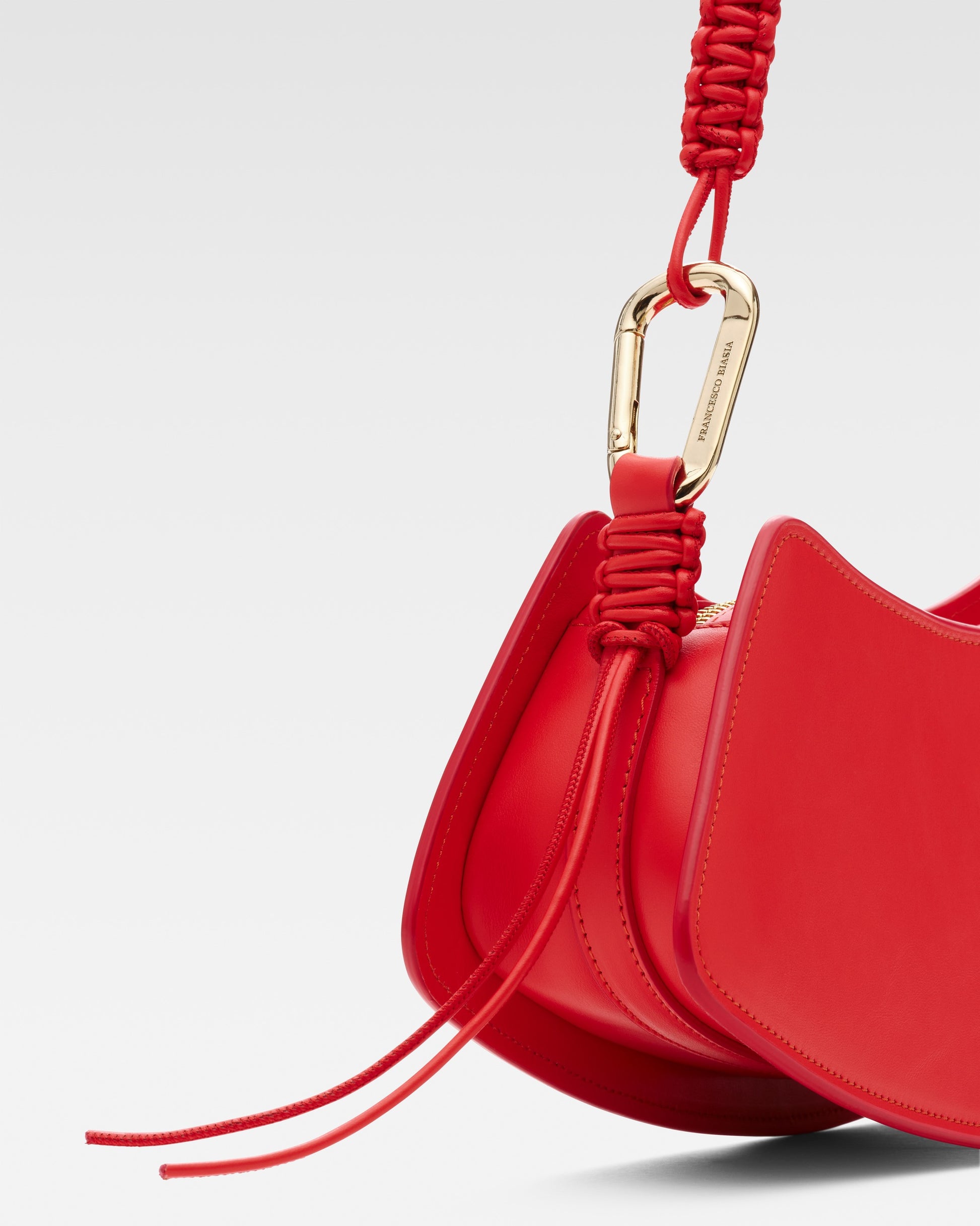 a19c46cb07f374a4349ca5346bd569bb_TOY_RED_FBBP9JK01INT_3_345