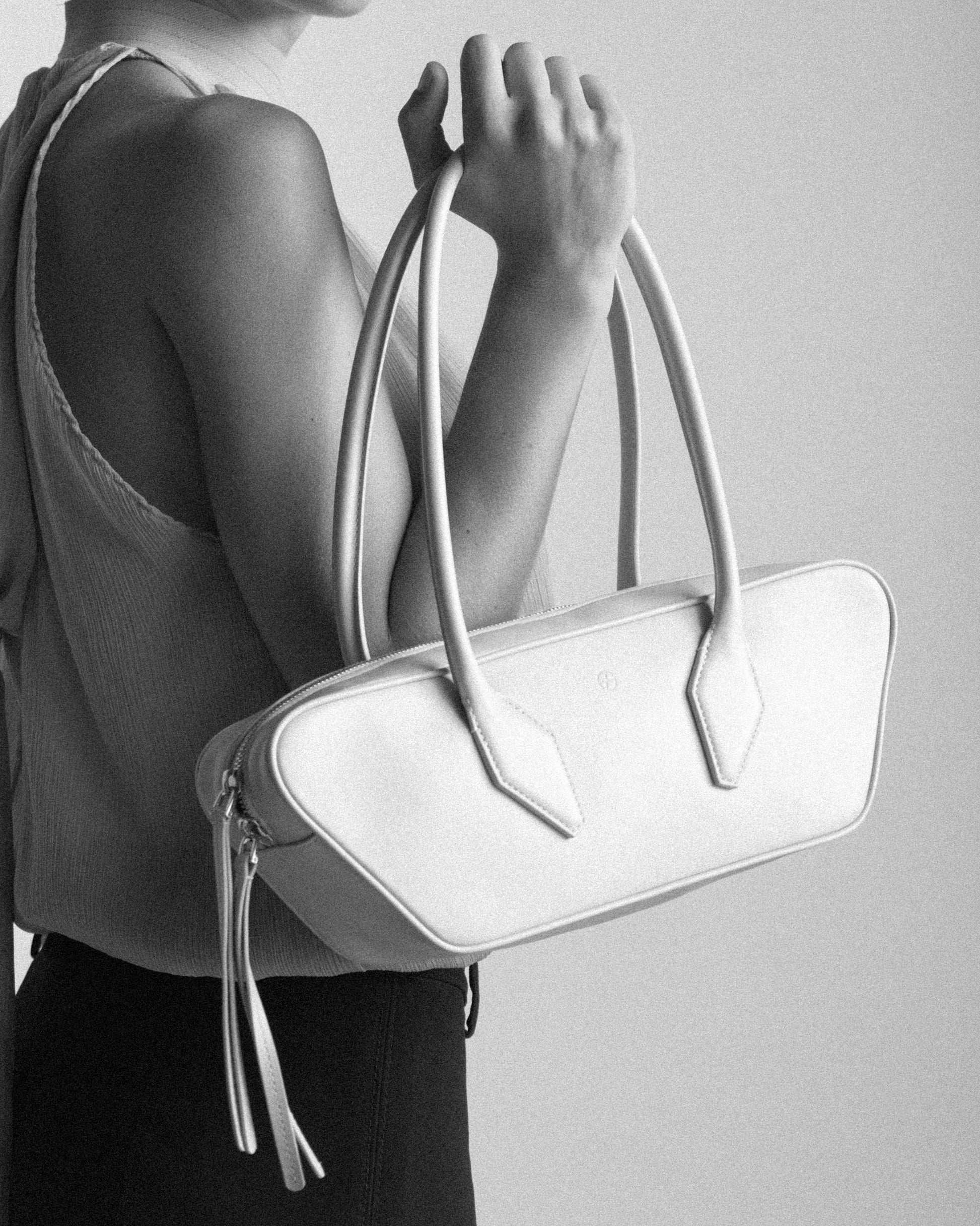 d43ad1ef919ae5b4e57db925ec9cdf9b_ONYX_FBBP9JO02_19_209