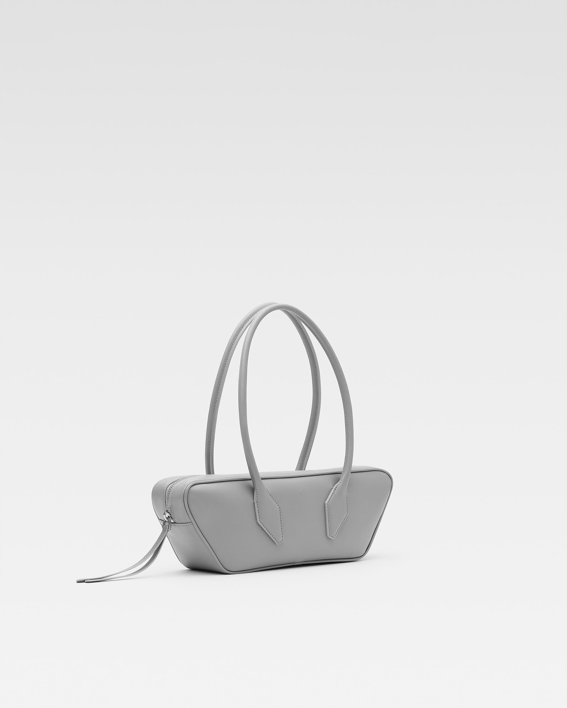 8658d6159d5eda2818cb99cf7ff07629_OMBRA_FBBP9JO02_21_219